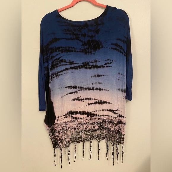 Gimmicks by BKE ombré tie-dye tunic - Picture 2 of 6